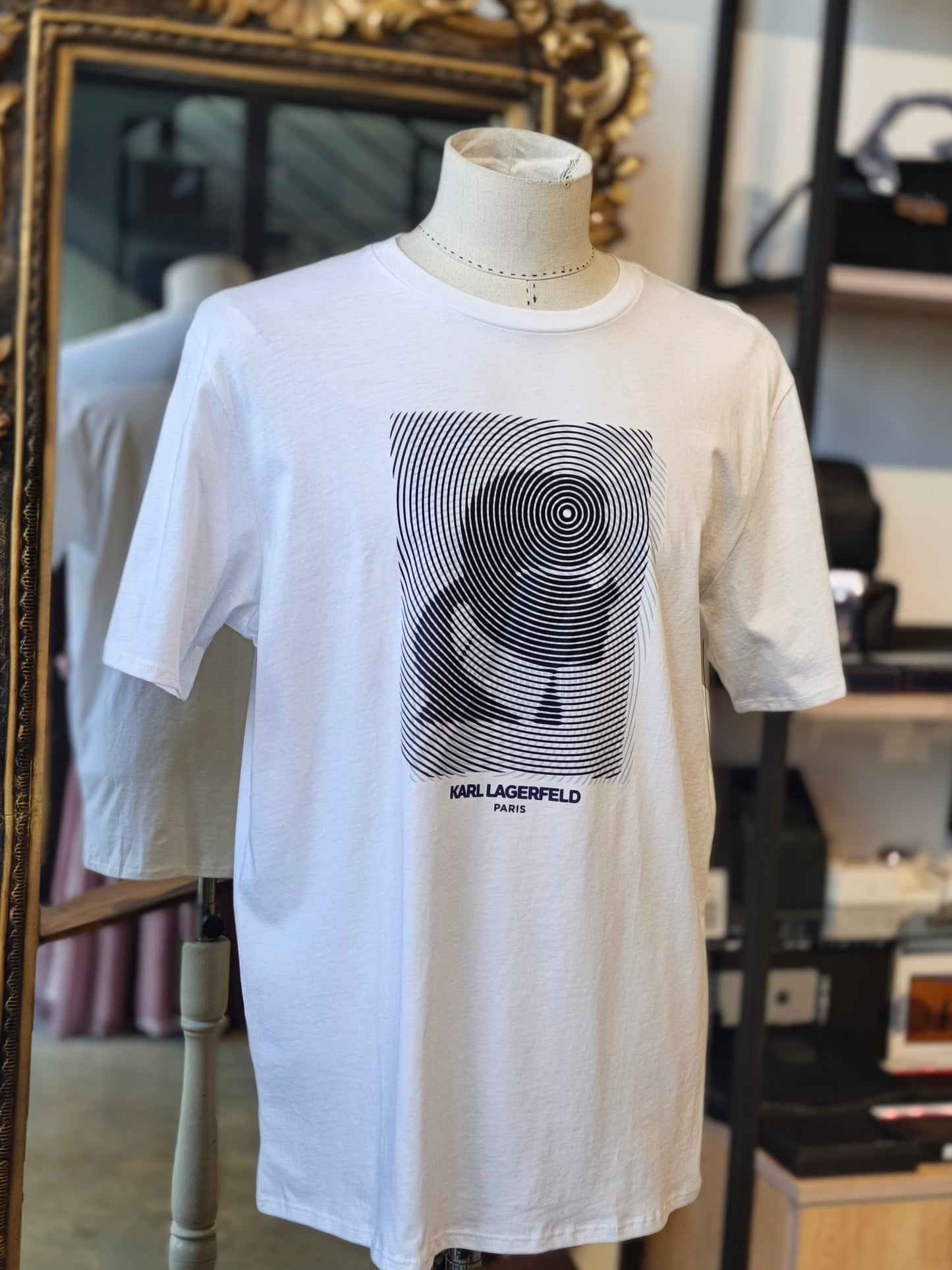 Karl lagerfeld shirt size large