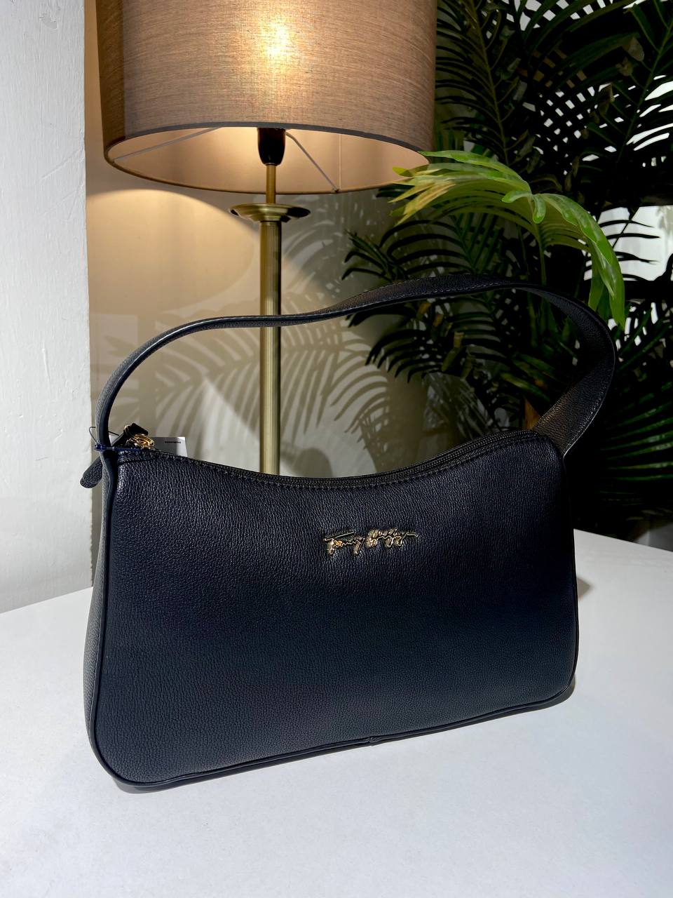 Tommy Hilfiger bag