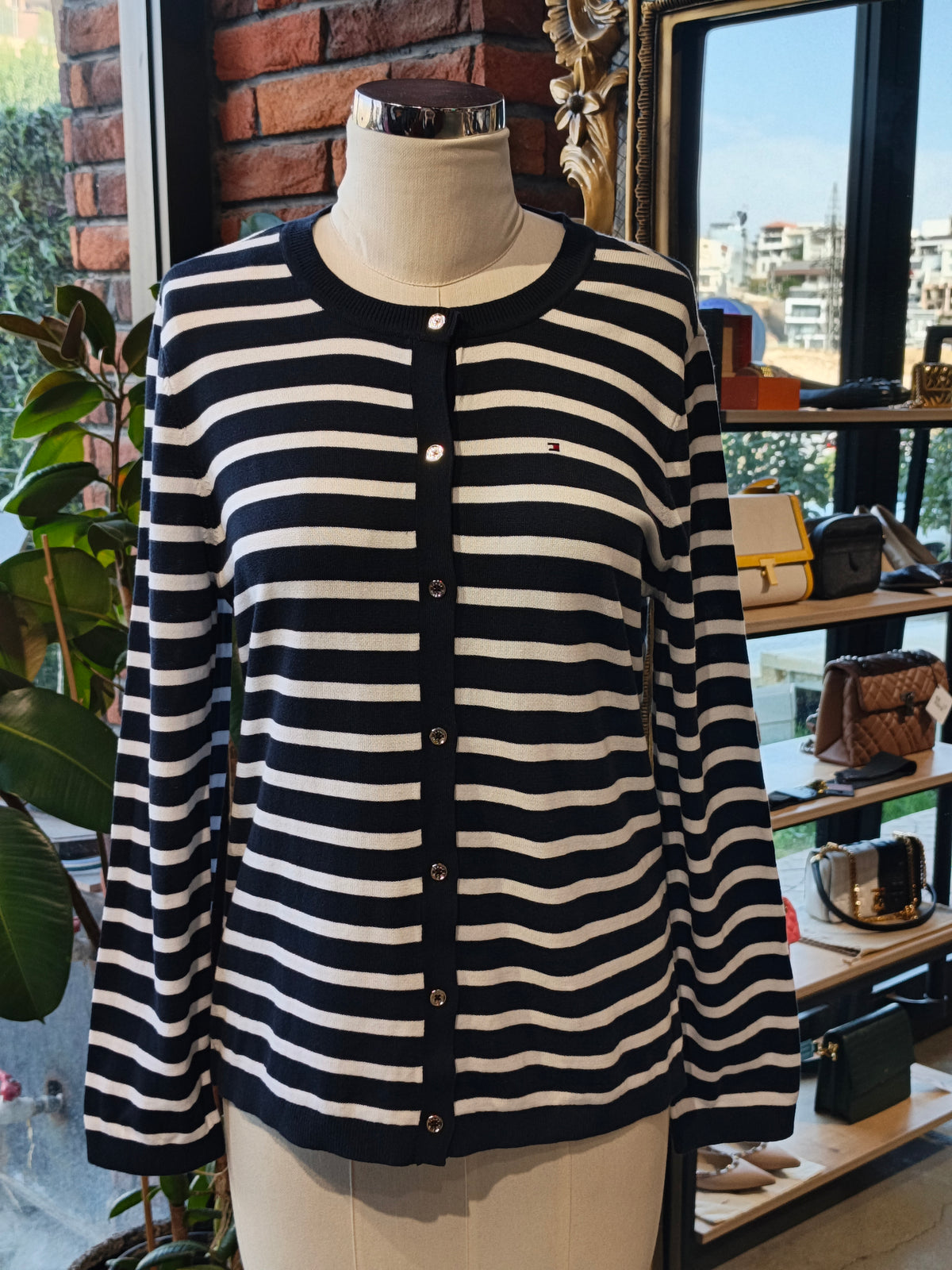 Tommy Hilfiger cardigan size large