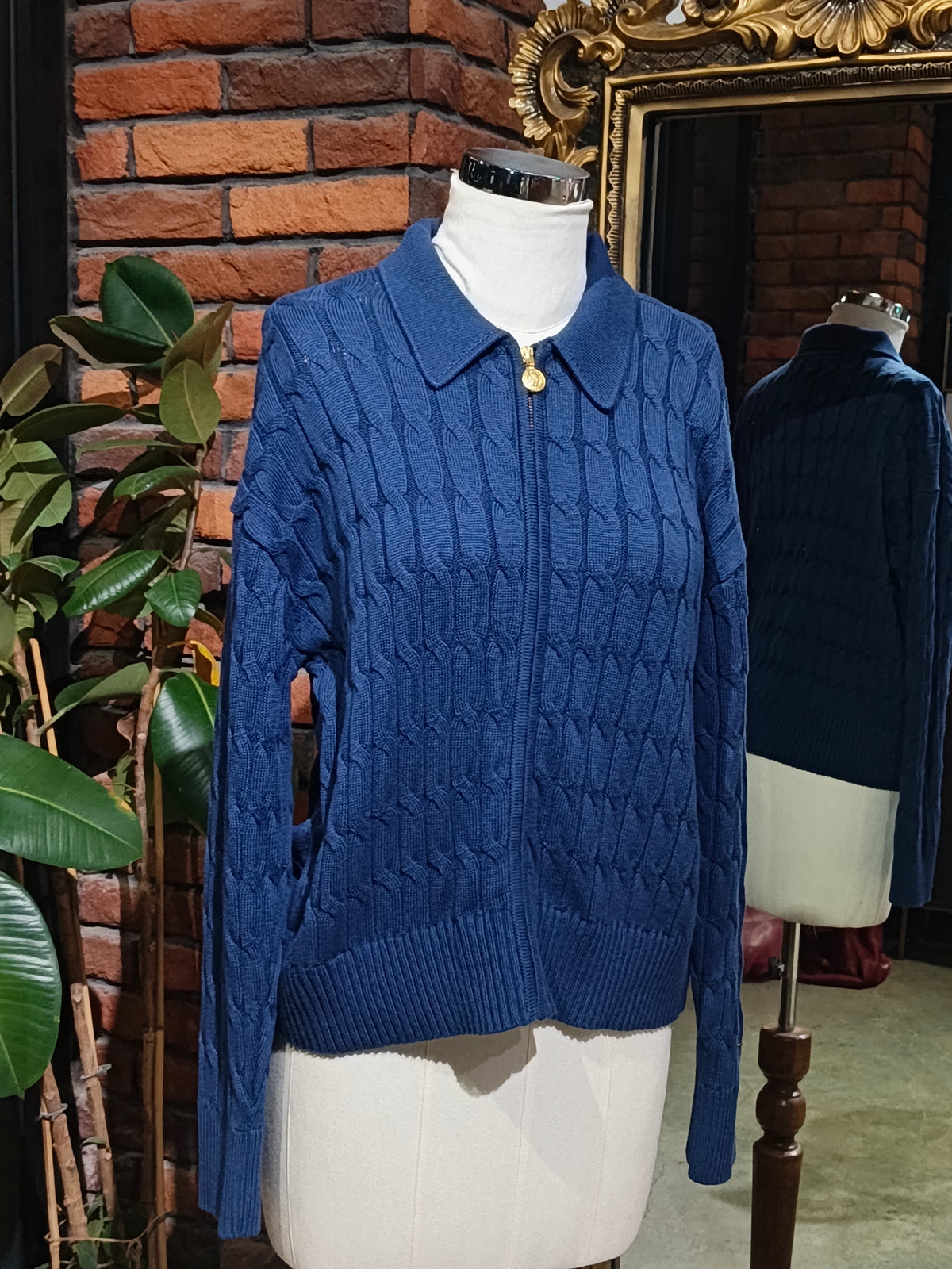 Tommy Hilfiger zipper cardigan sweater size medium