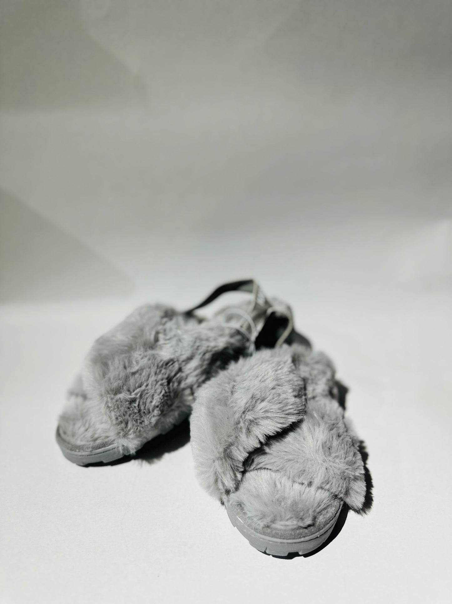 karl lagerfeld gray sandal size 37.5
