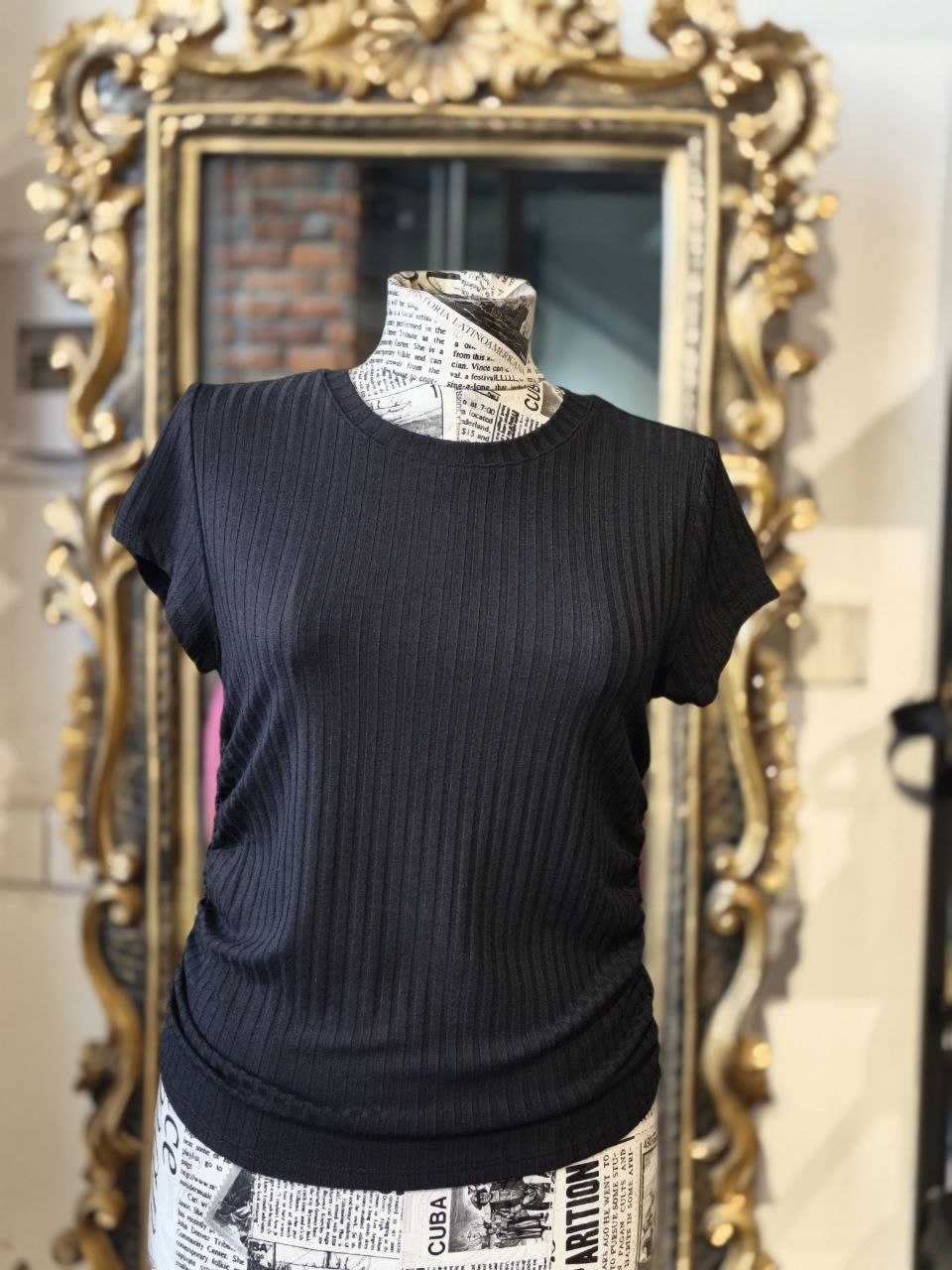DKNY jeans top size medium