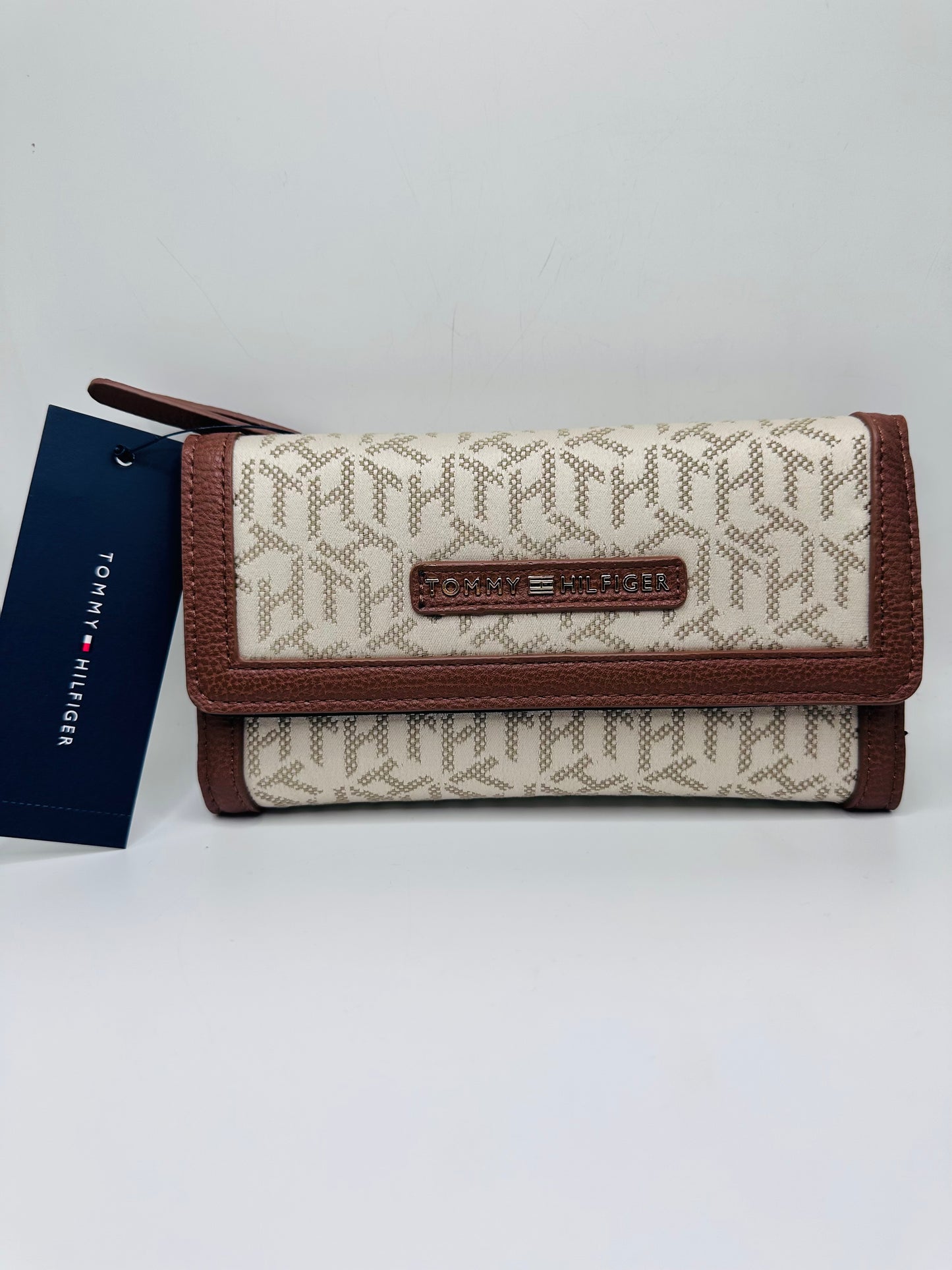 Tommy Hilfiger wallet