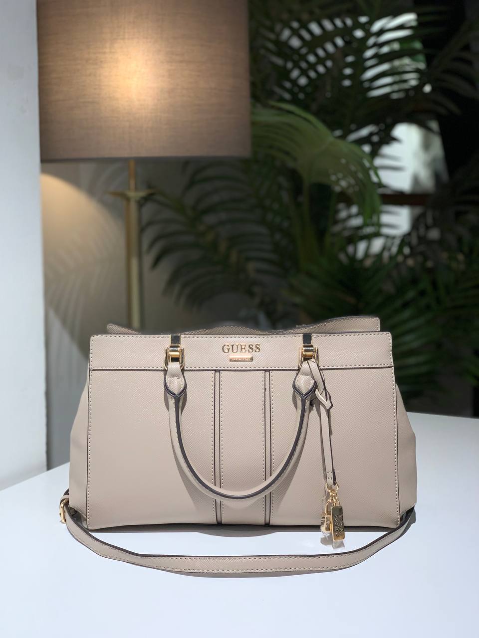 Guess bag