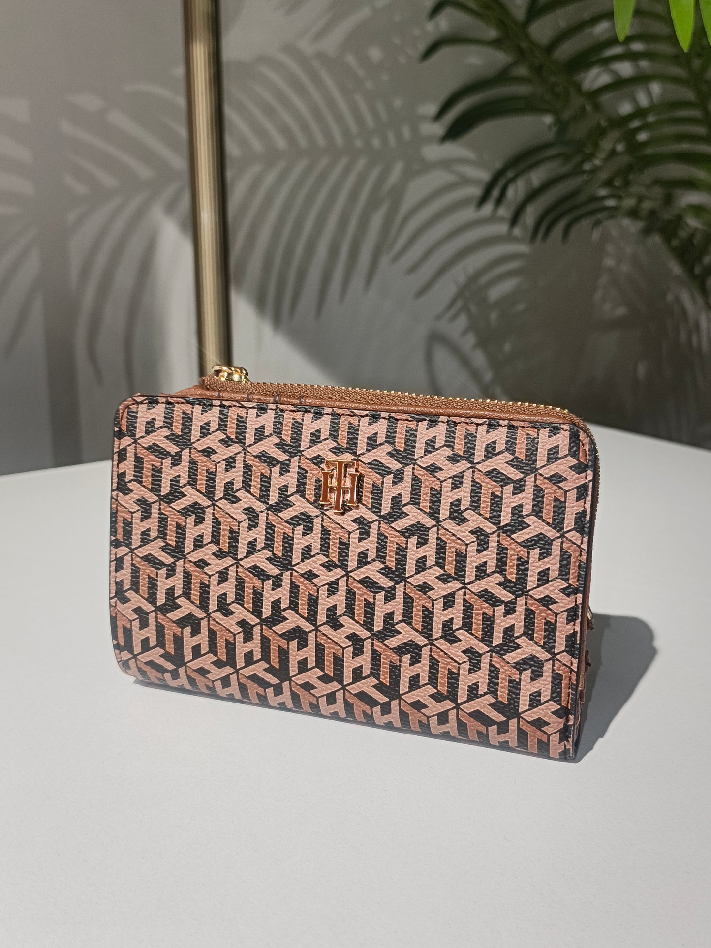 Tommy Hilfiger wallet