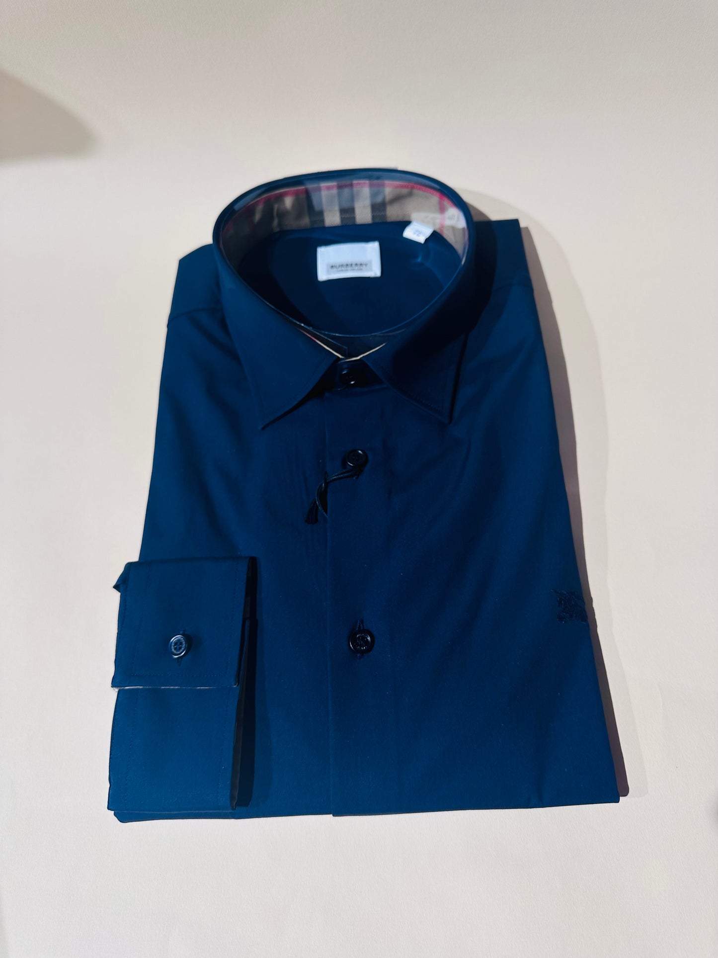 Burberry blouse size xl