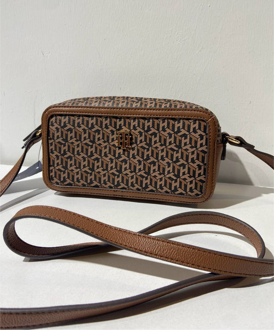 Tommy Hilfiger bag