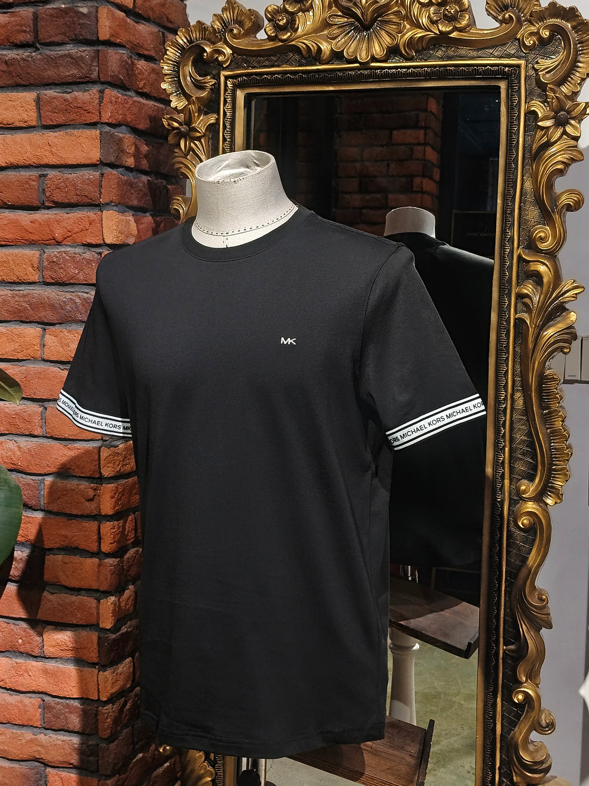 Michael kors shirt size medium