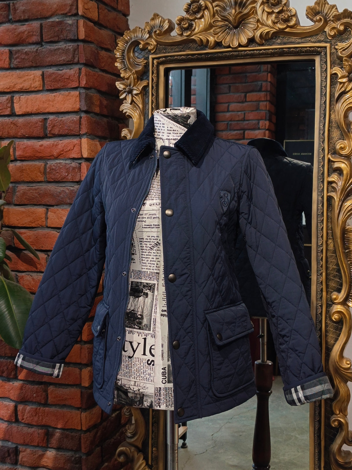 Burberry coat size Xsmall