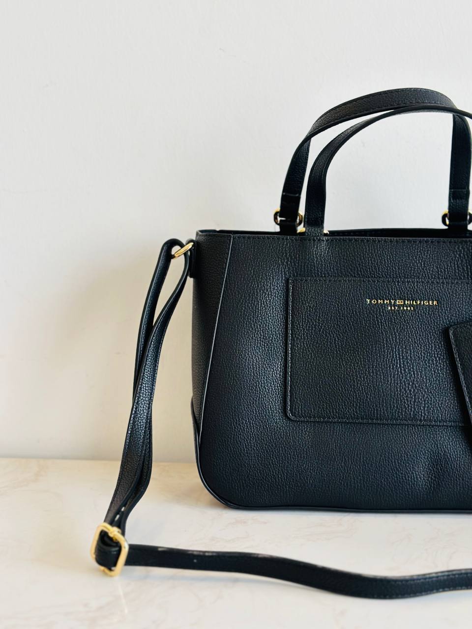 Tommy Hilfiger bag