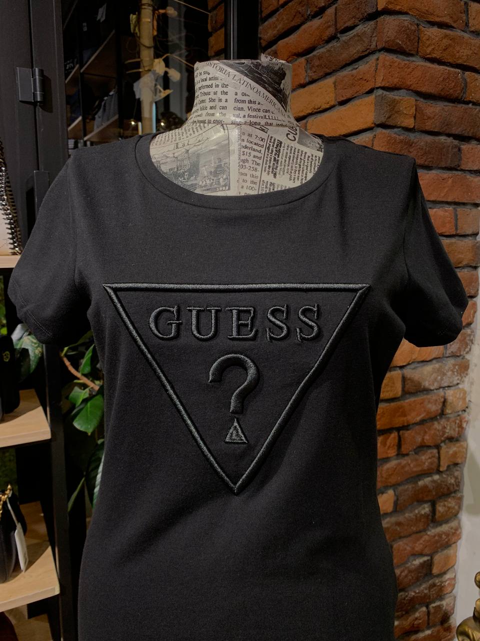 Guess shirt