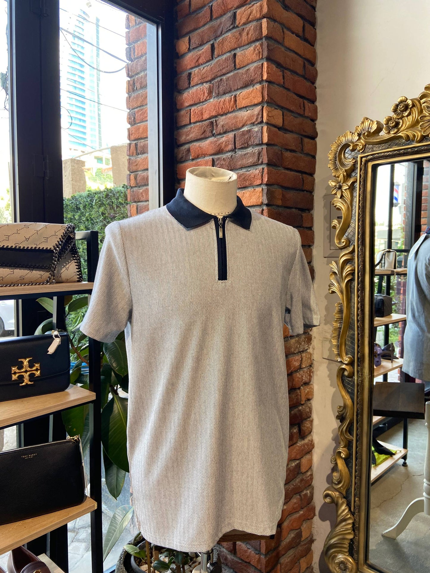 Guide london shirt Size medium