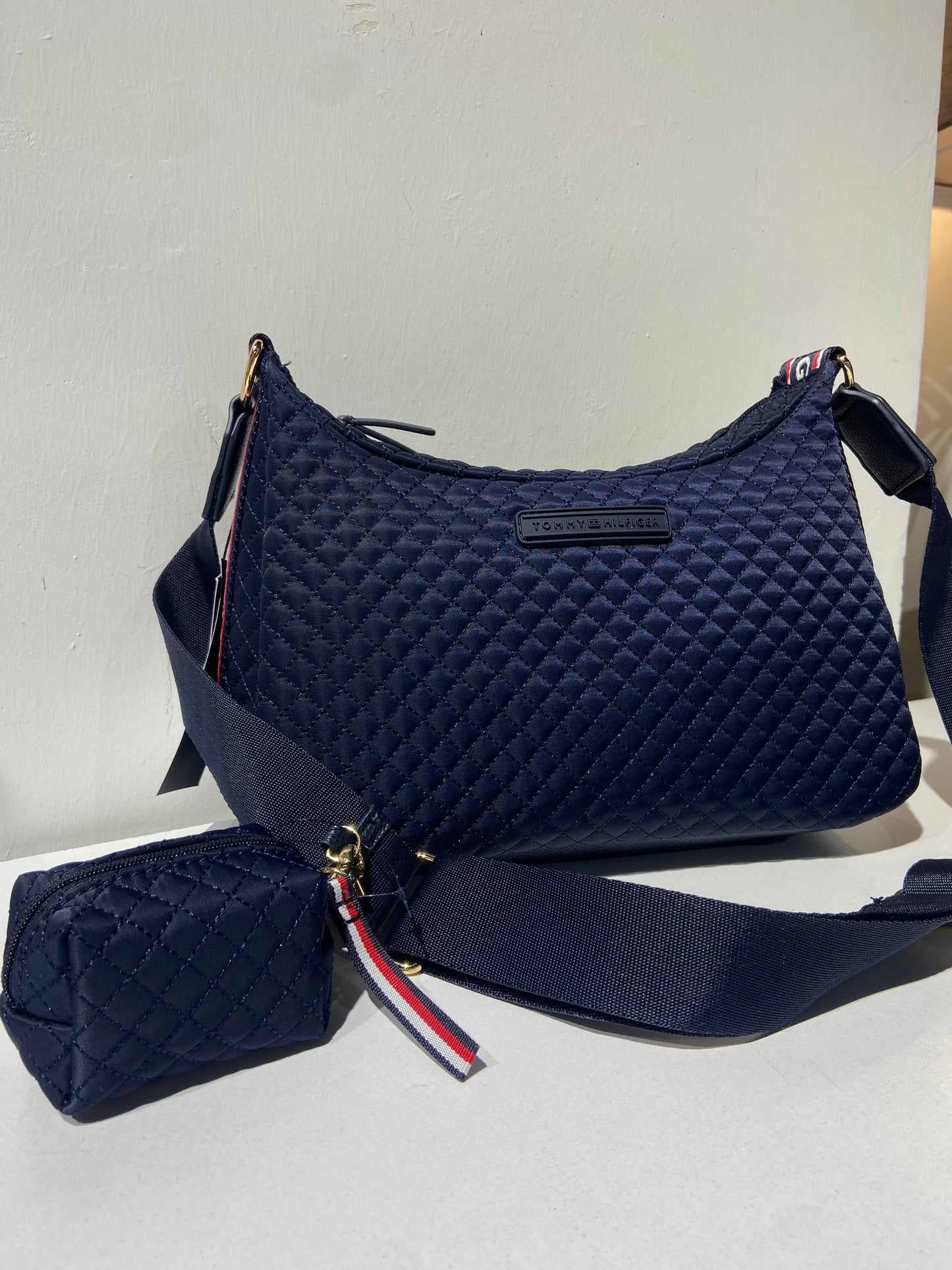 Tommy Hilfiger bag