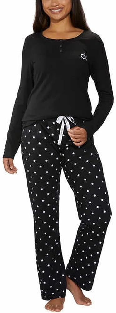 Calvin Klein has pajama set