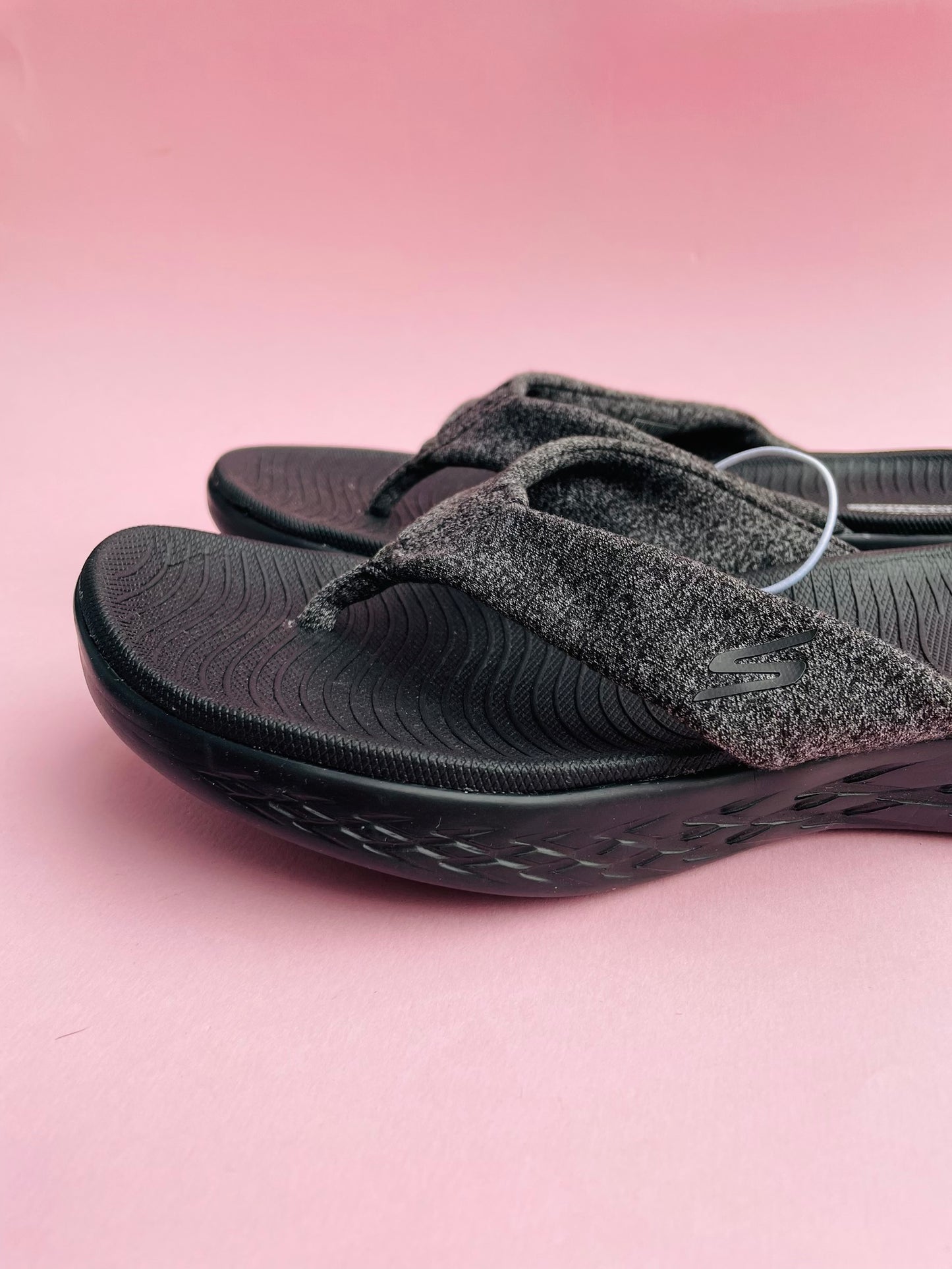 Sketchers sandal