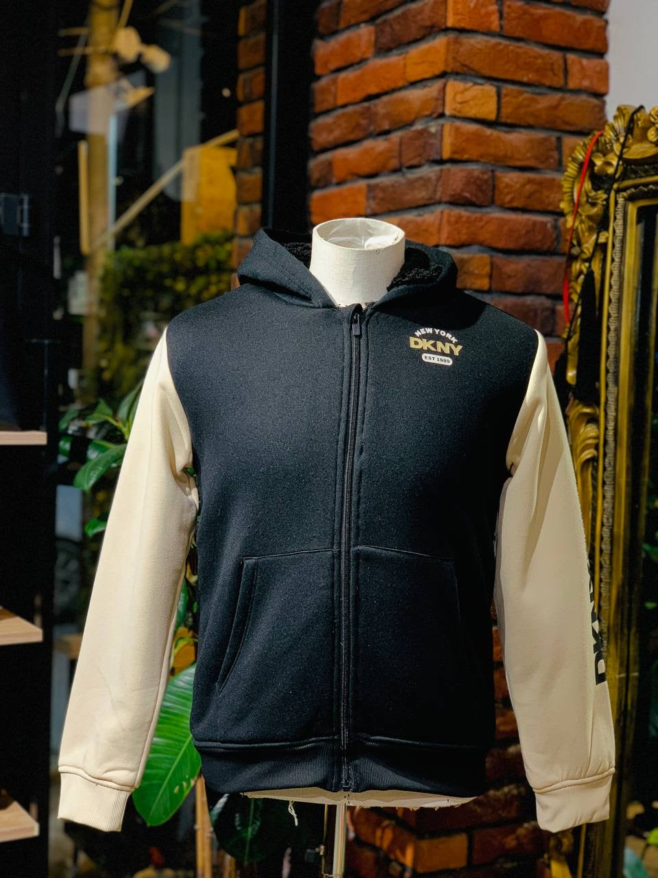 Dkny jacket size xl