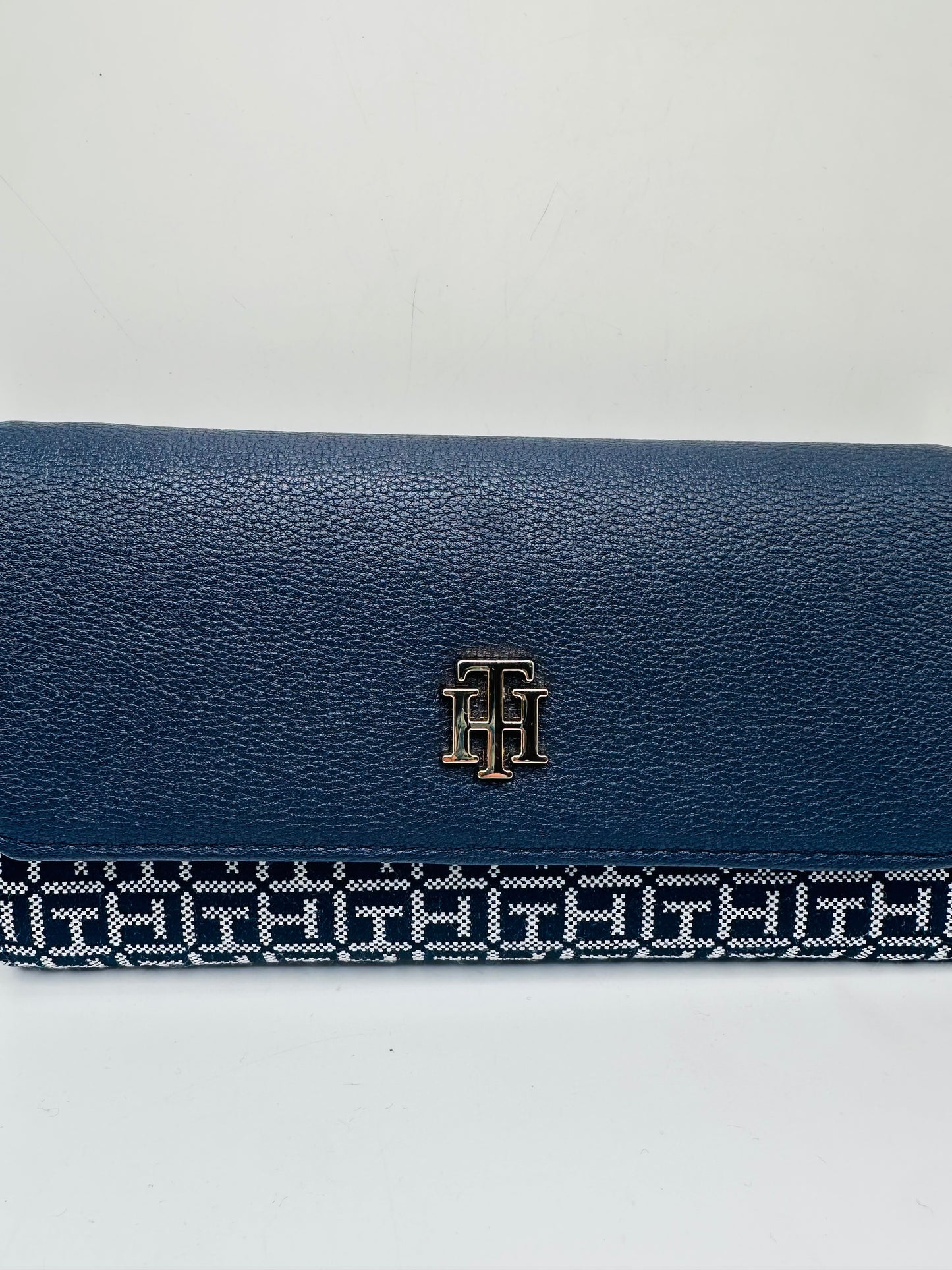 Tommy Hilfiger wallet