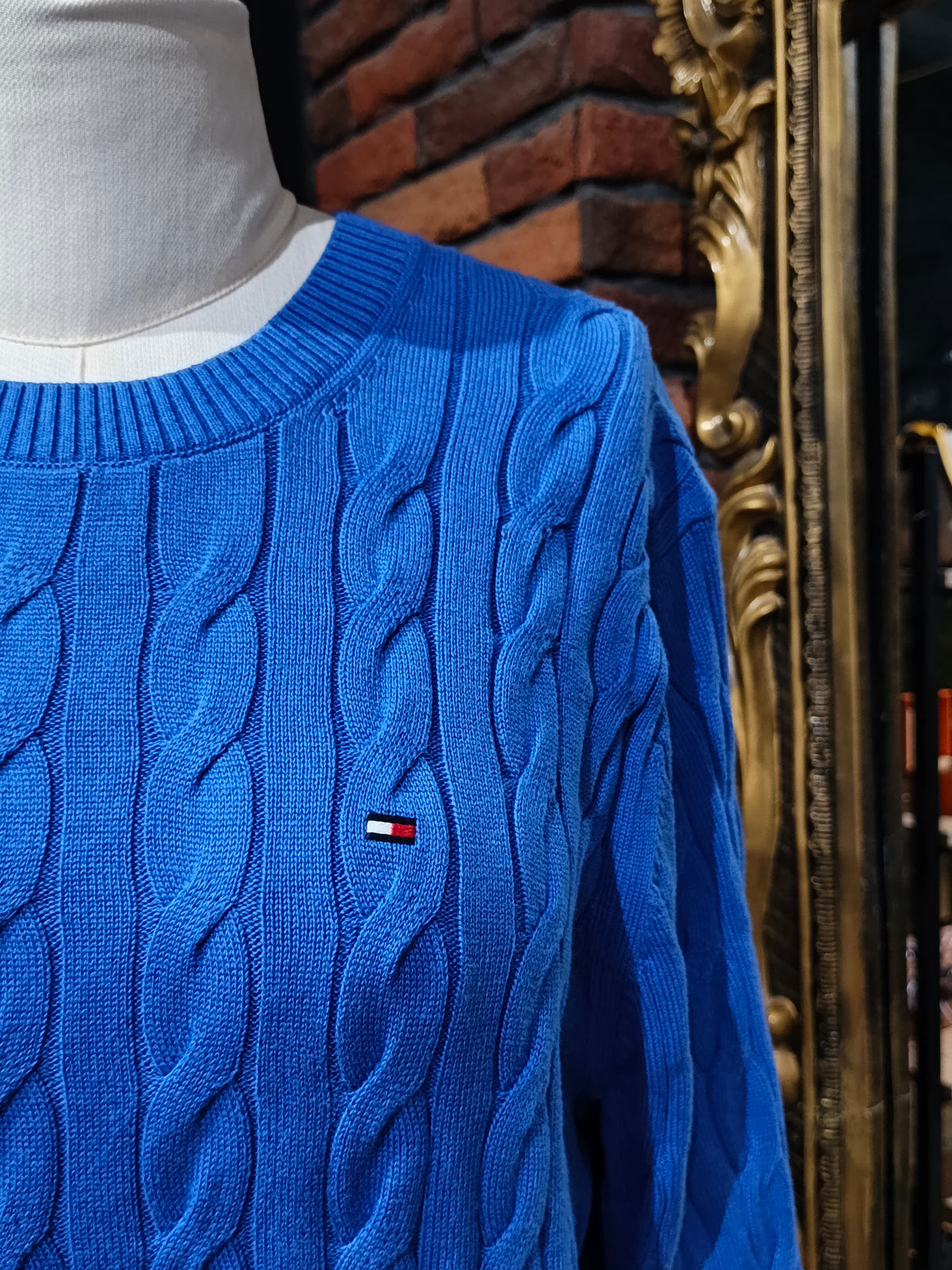 Tommy Hilfiger sweater