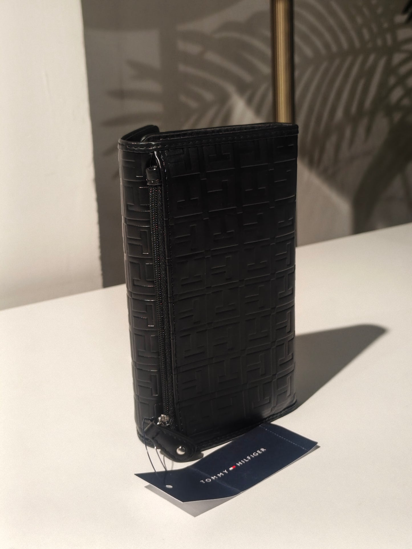 Tommy Hilfiger wallet