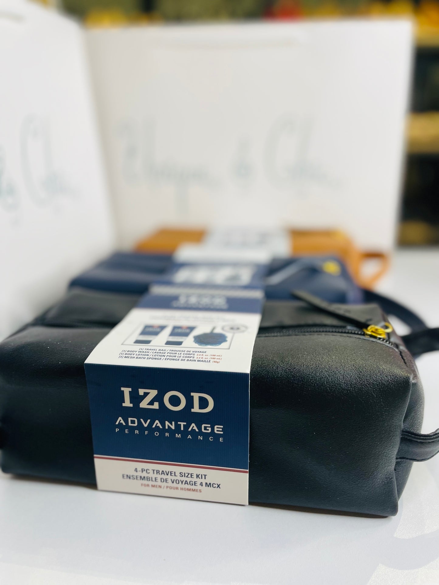 Izod men’s hand bag