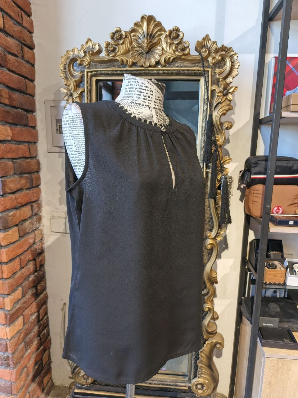 Tommy Hilfiger top