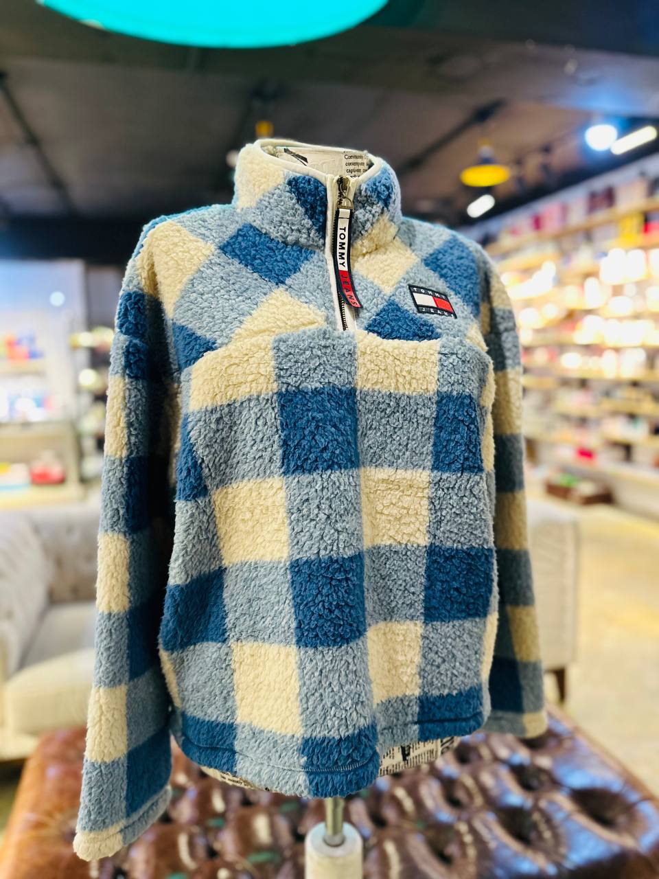 Tommy Hilfiger sweater