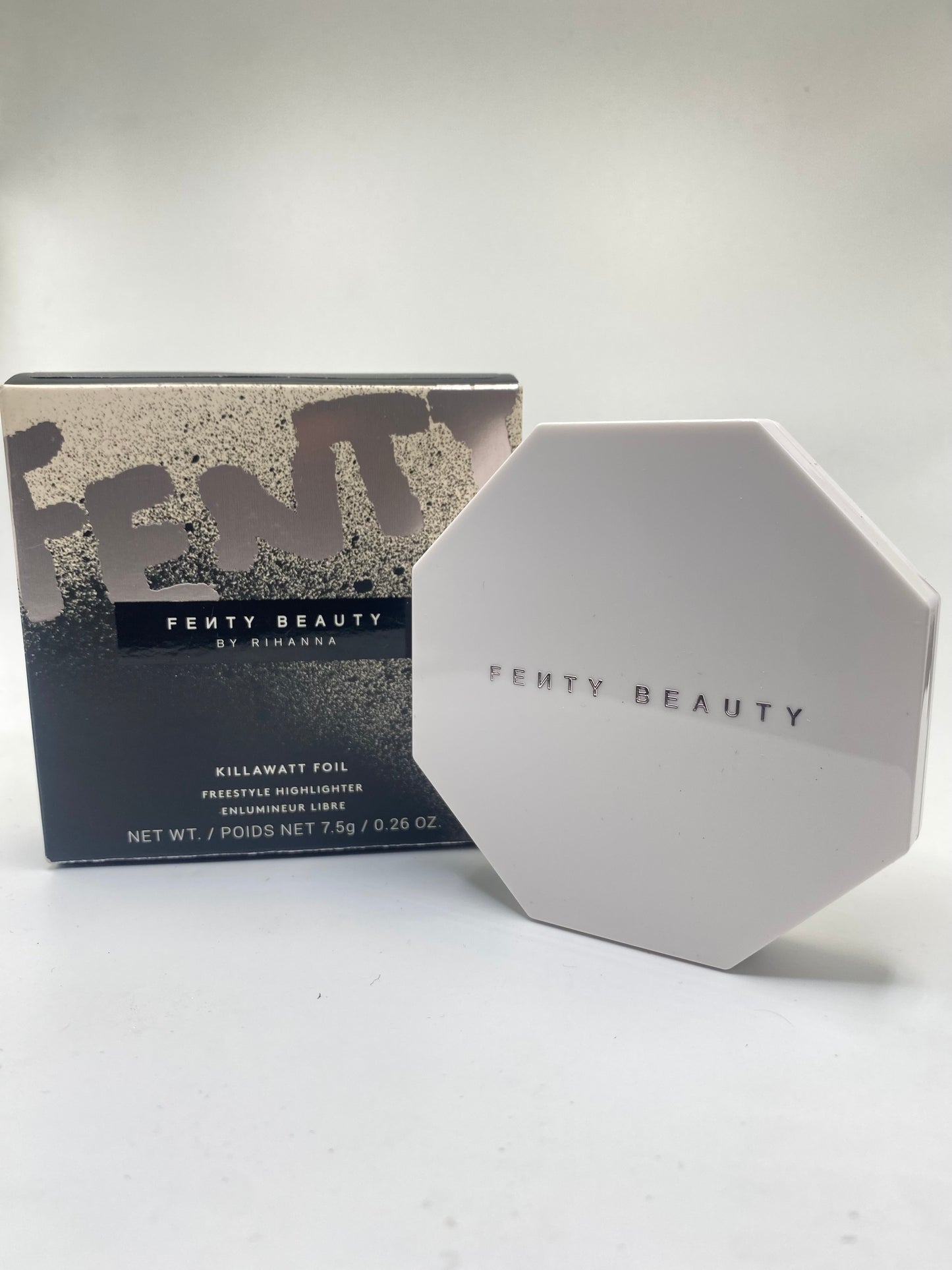 Fenty beauty highlighter