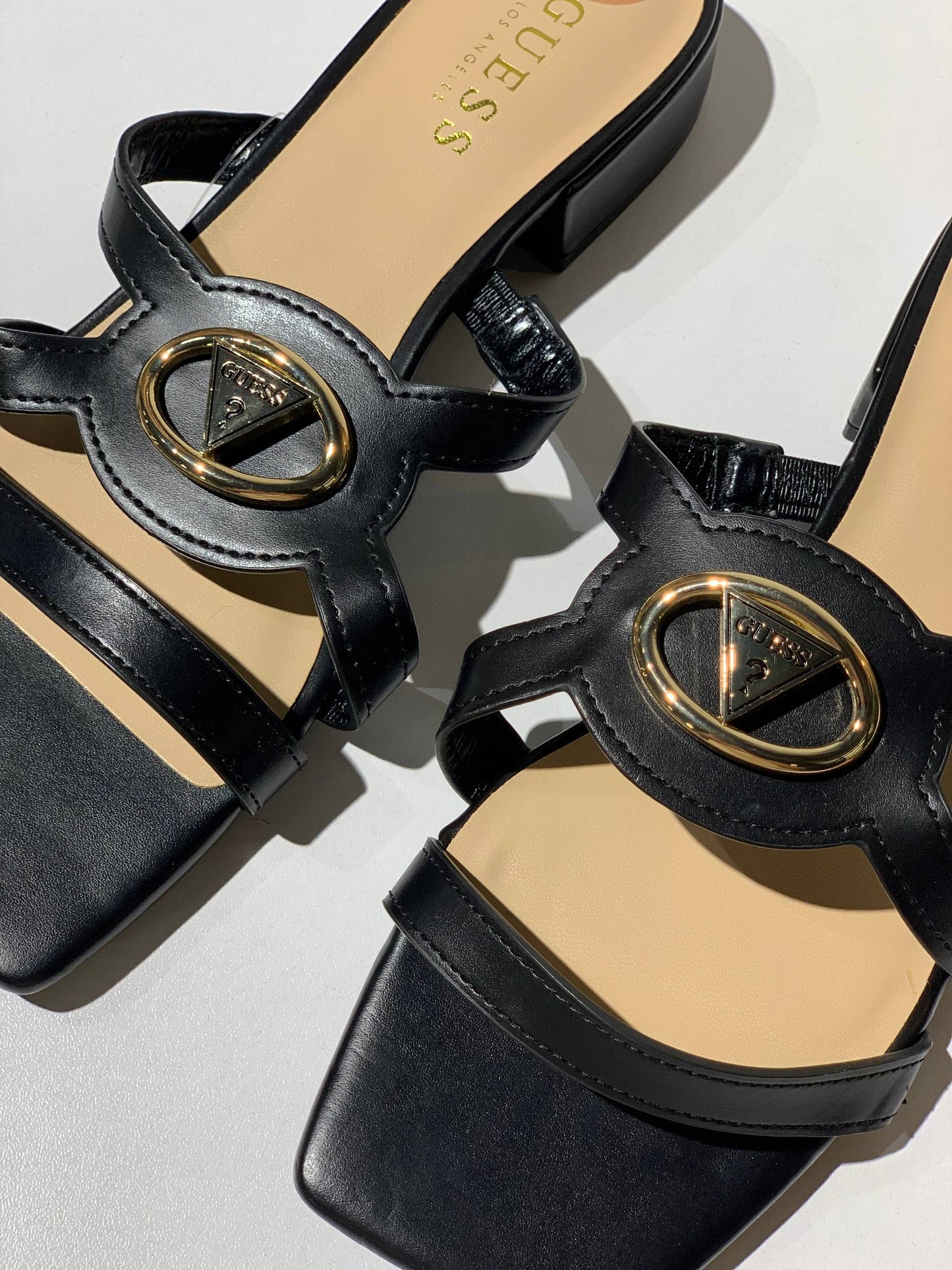 Guess sandal size 7.5