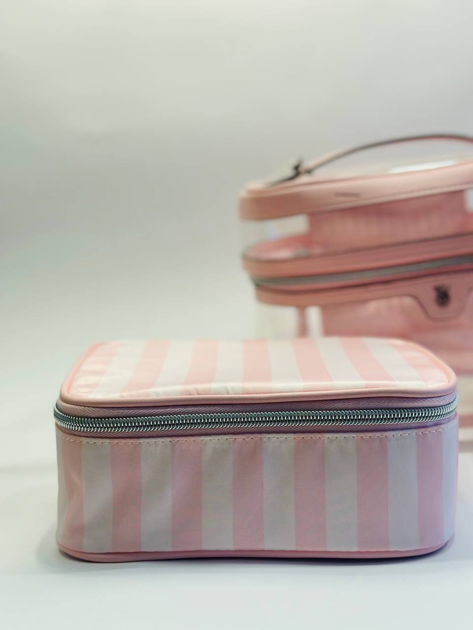 Victoria secret makeup bag set