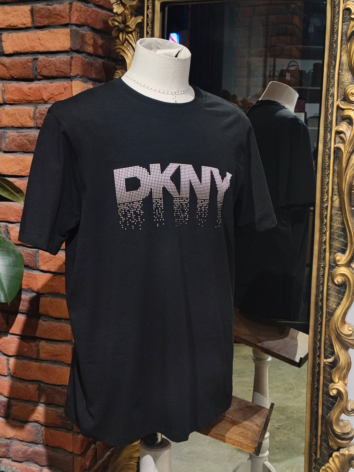 Dkny shirt size large