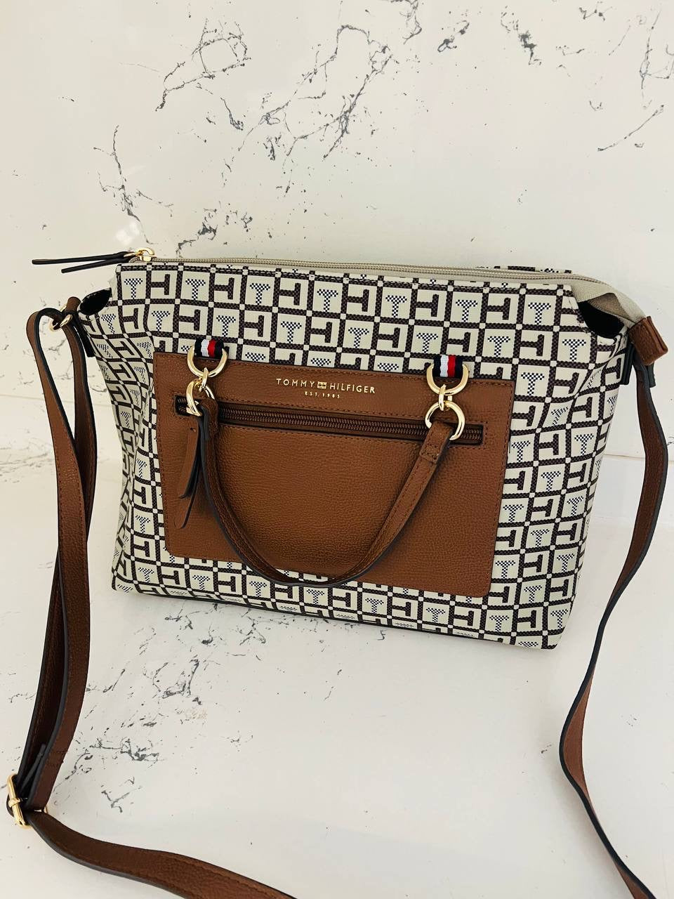 Tommy Hilfiger cross bag