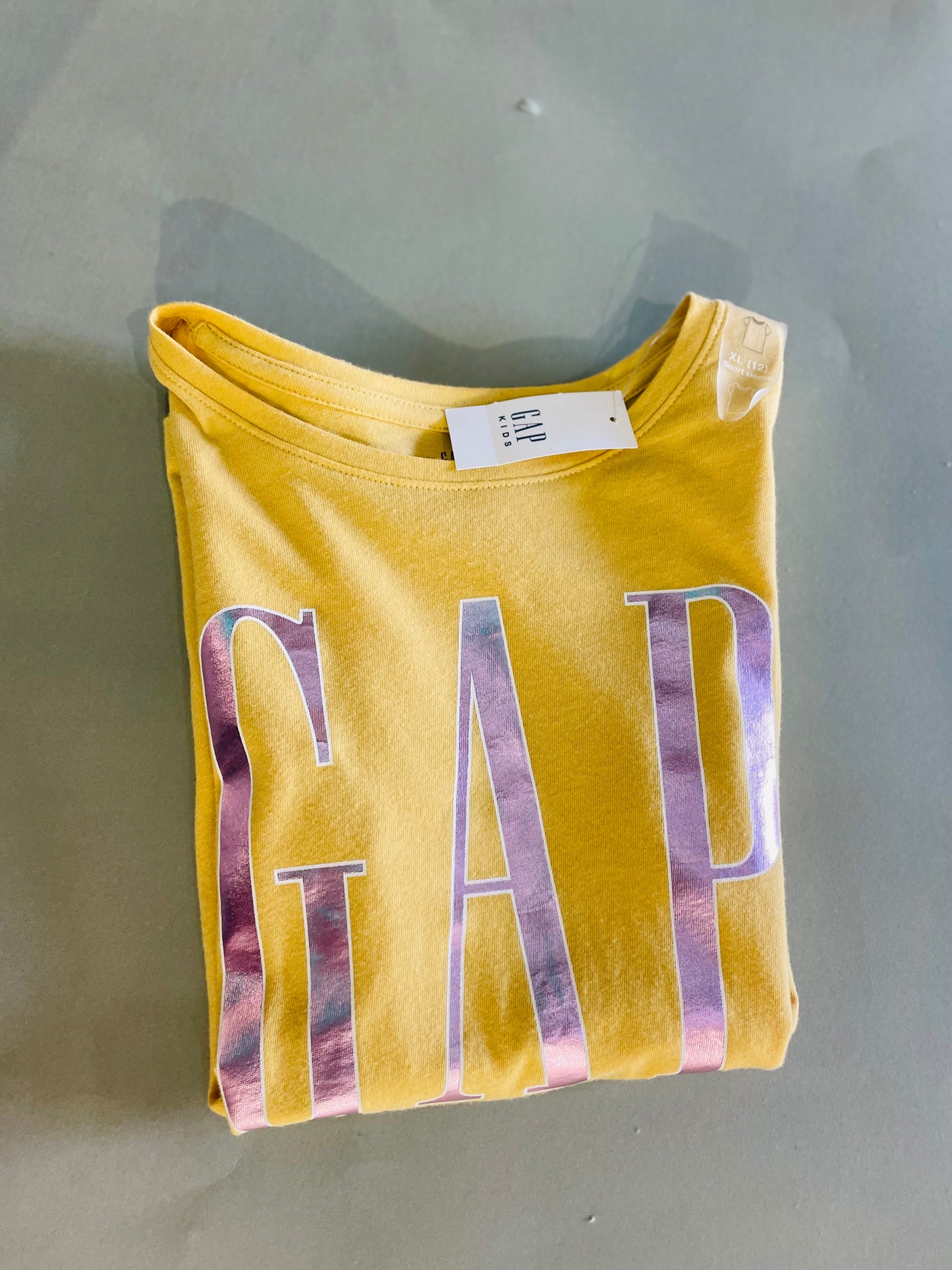 Gap kids shirt