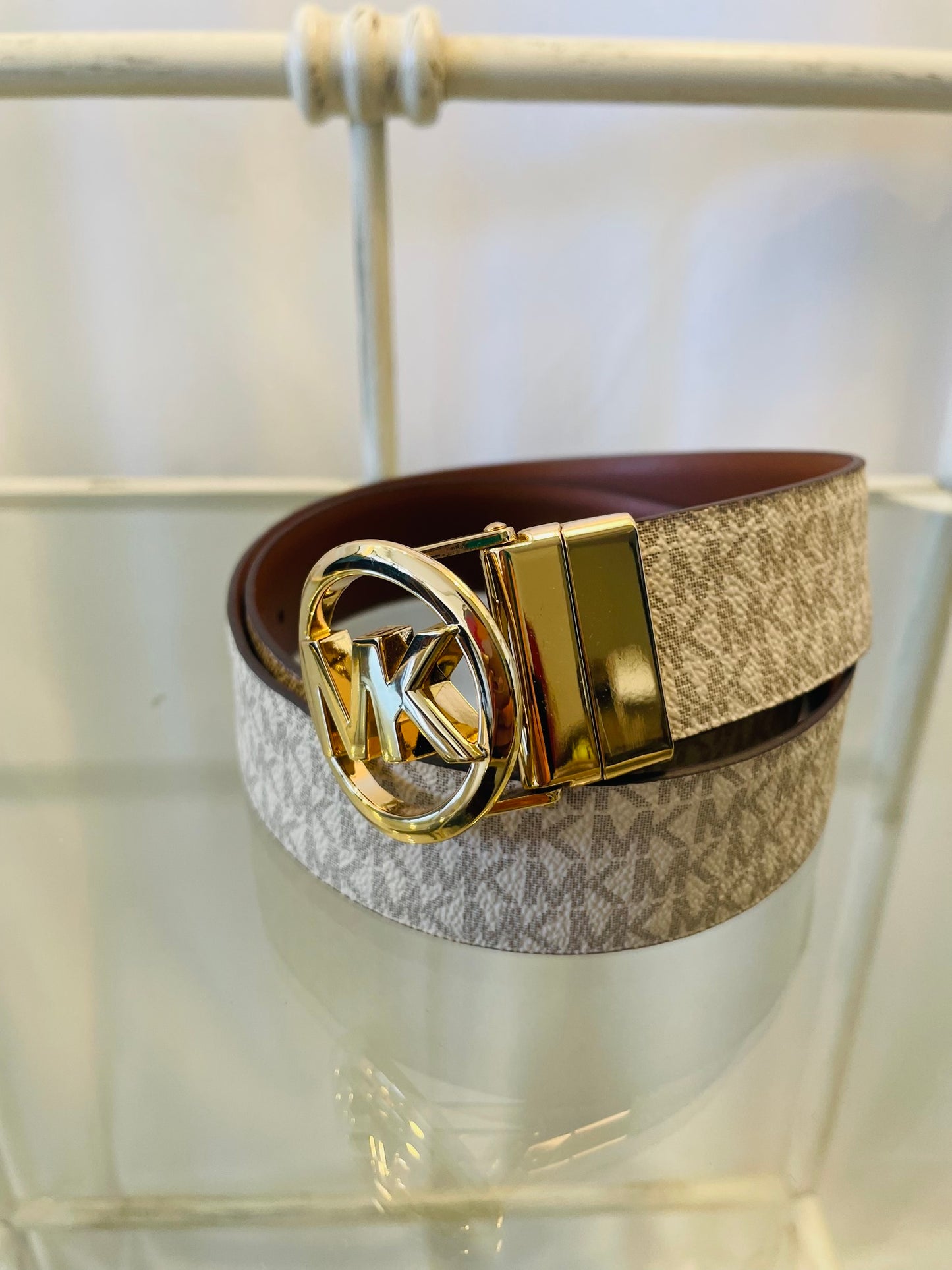 Michael kors reversible belt