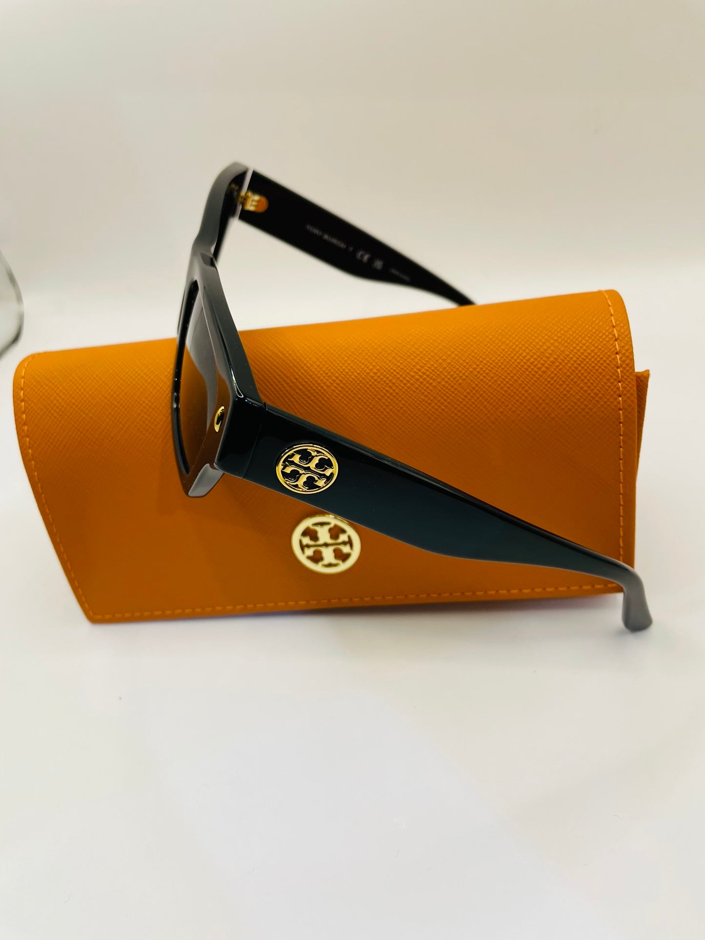 Tory Burch sunglass