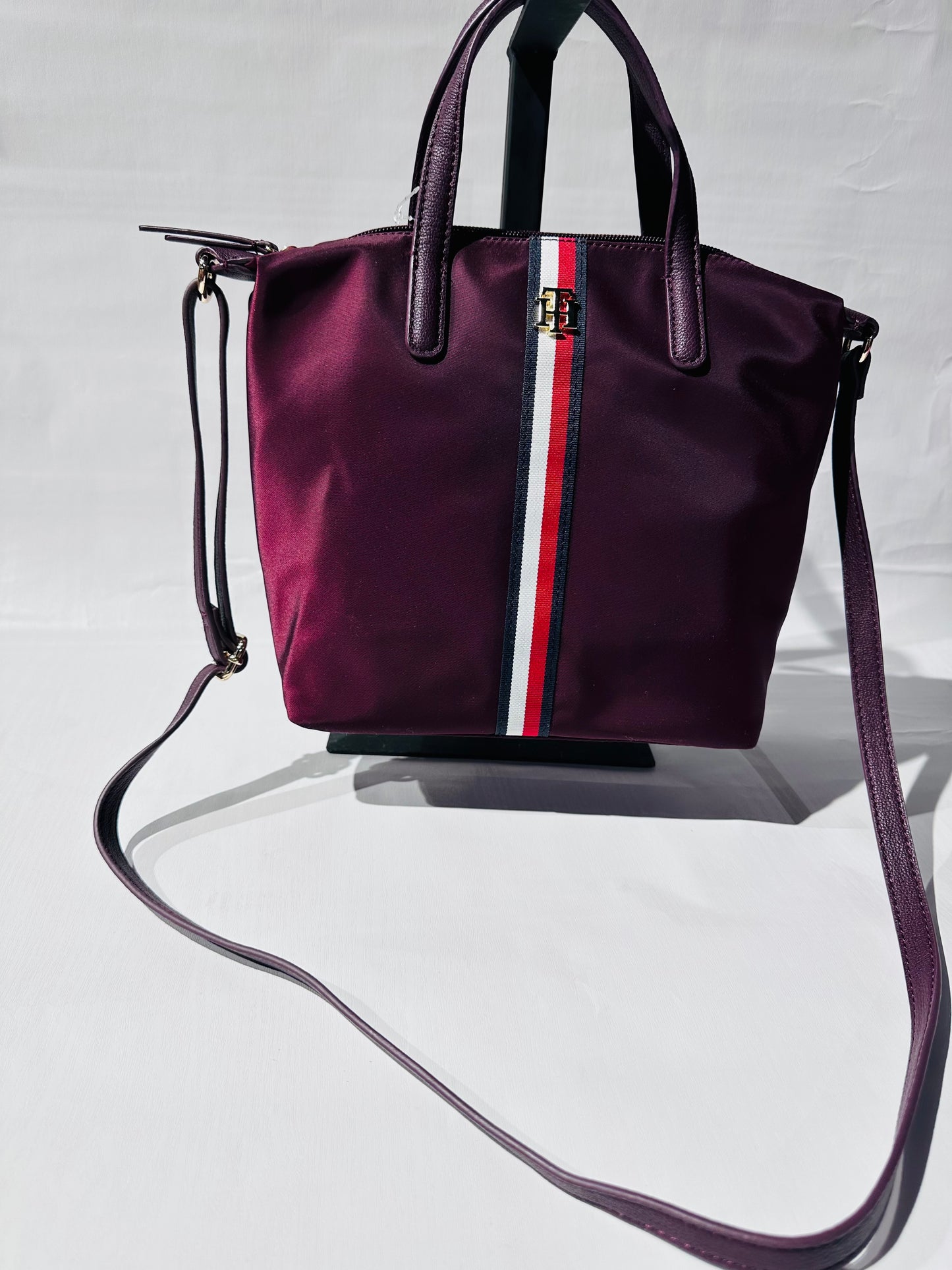 Tommy Hilfiger bag