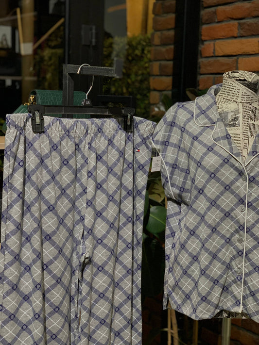 Tommy Hilfiger pajama set size large