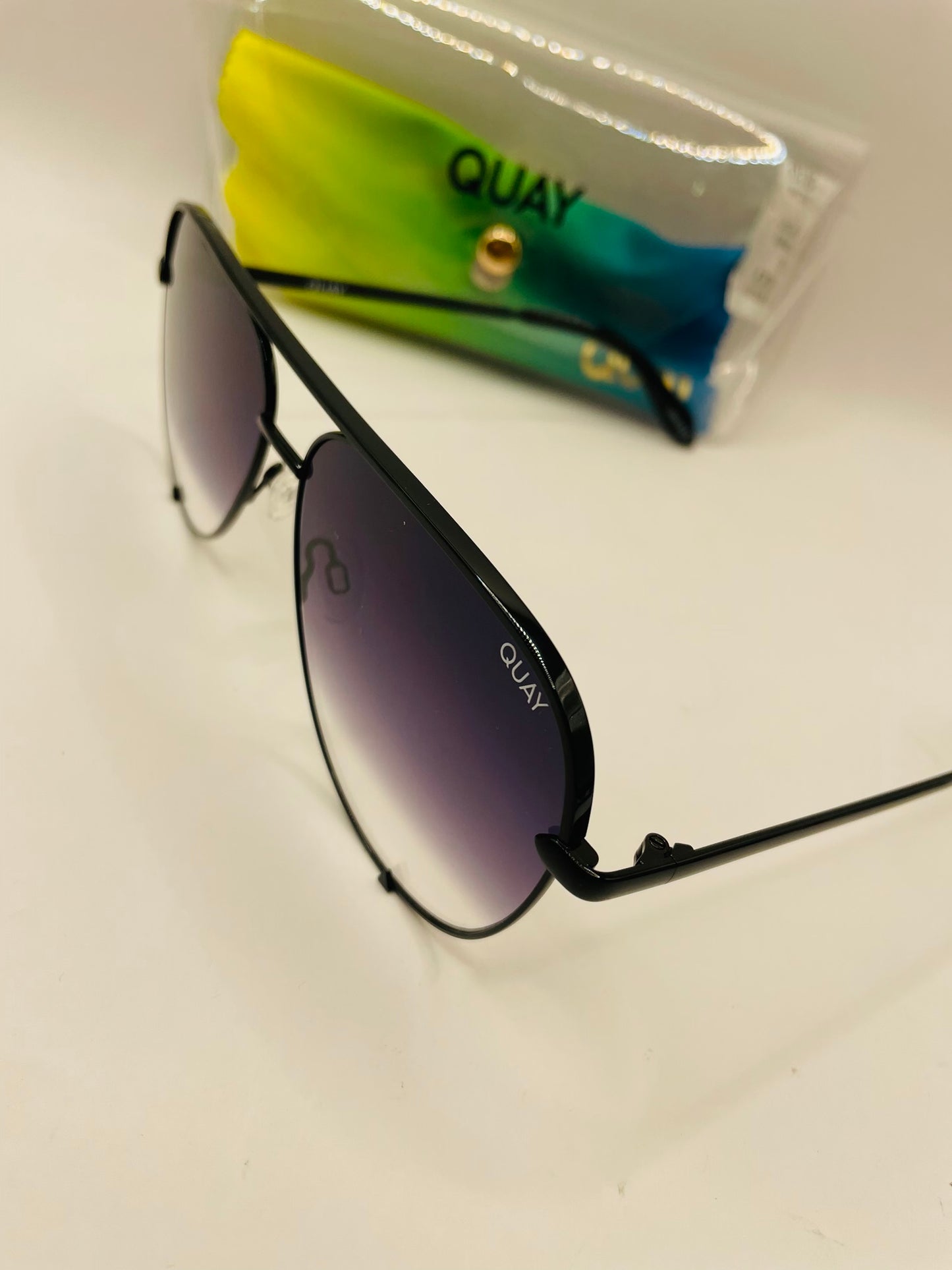 Quay sunglass