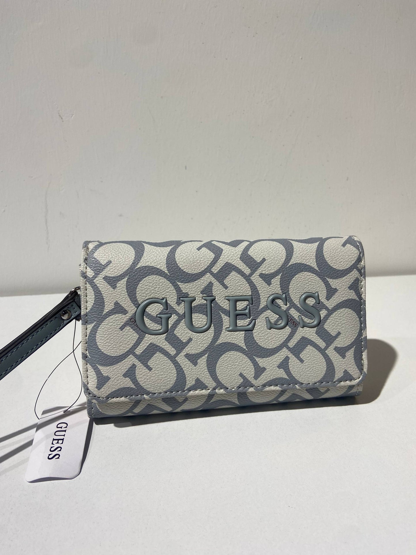 Guess wallet