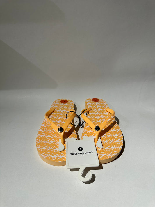 Calvin Klein sandal size 37.5