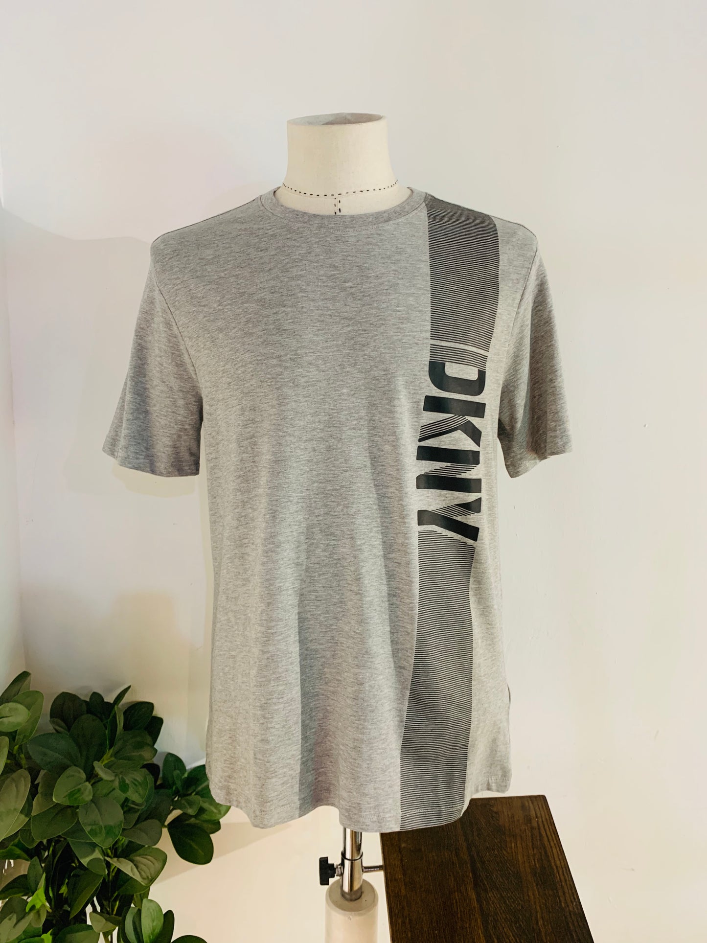 Dkny shirt