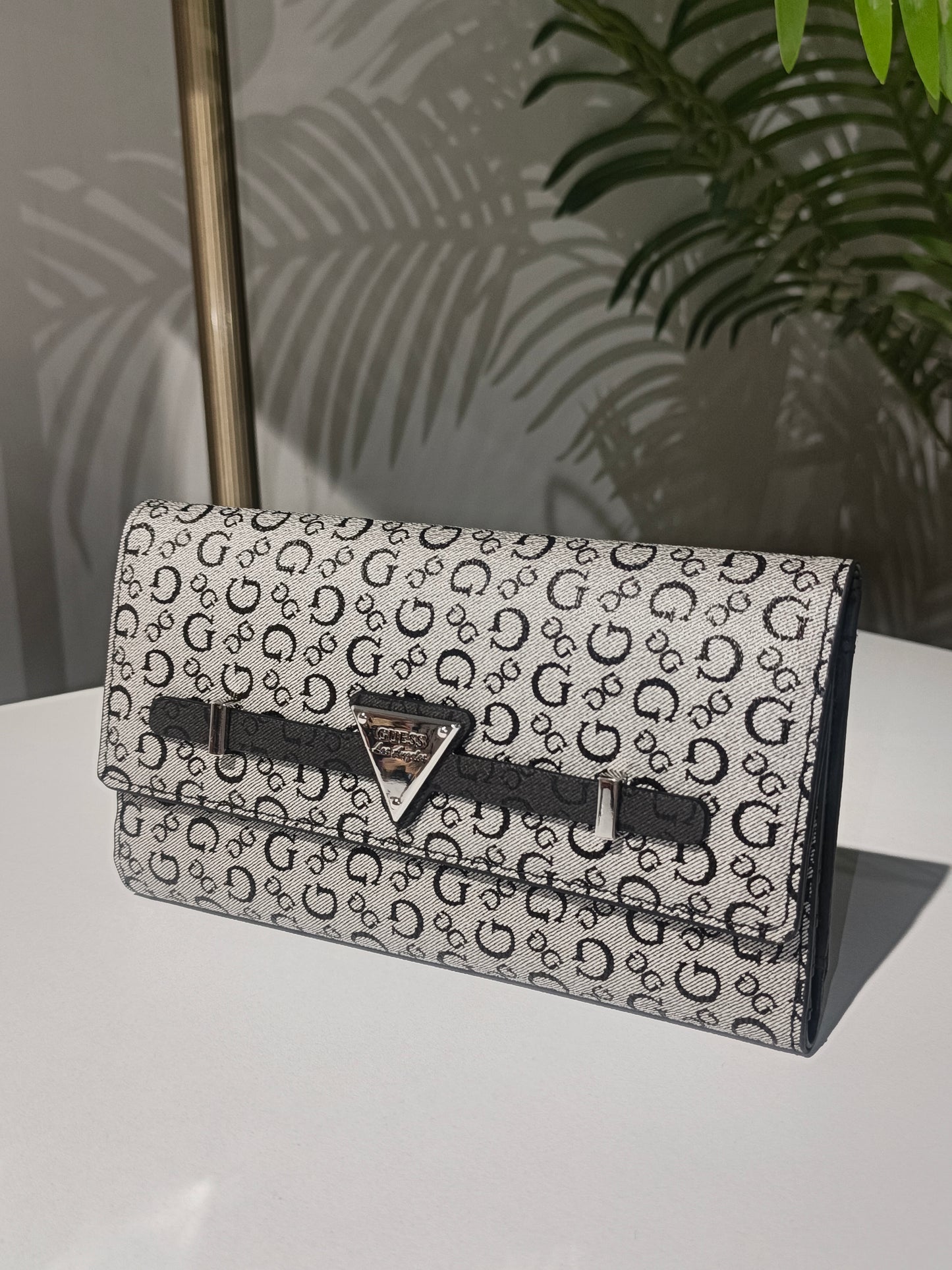 Guess wallet