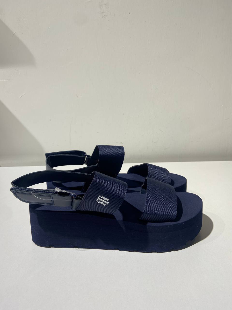 Tommy Hilfiger sandal size 36.5