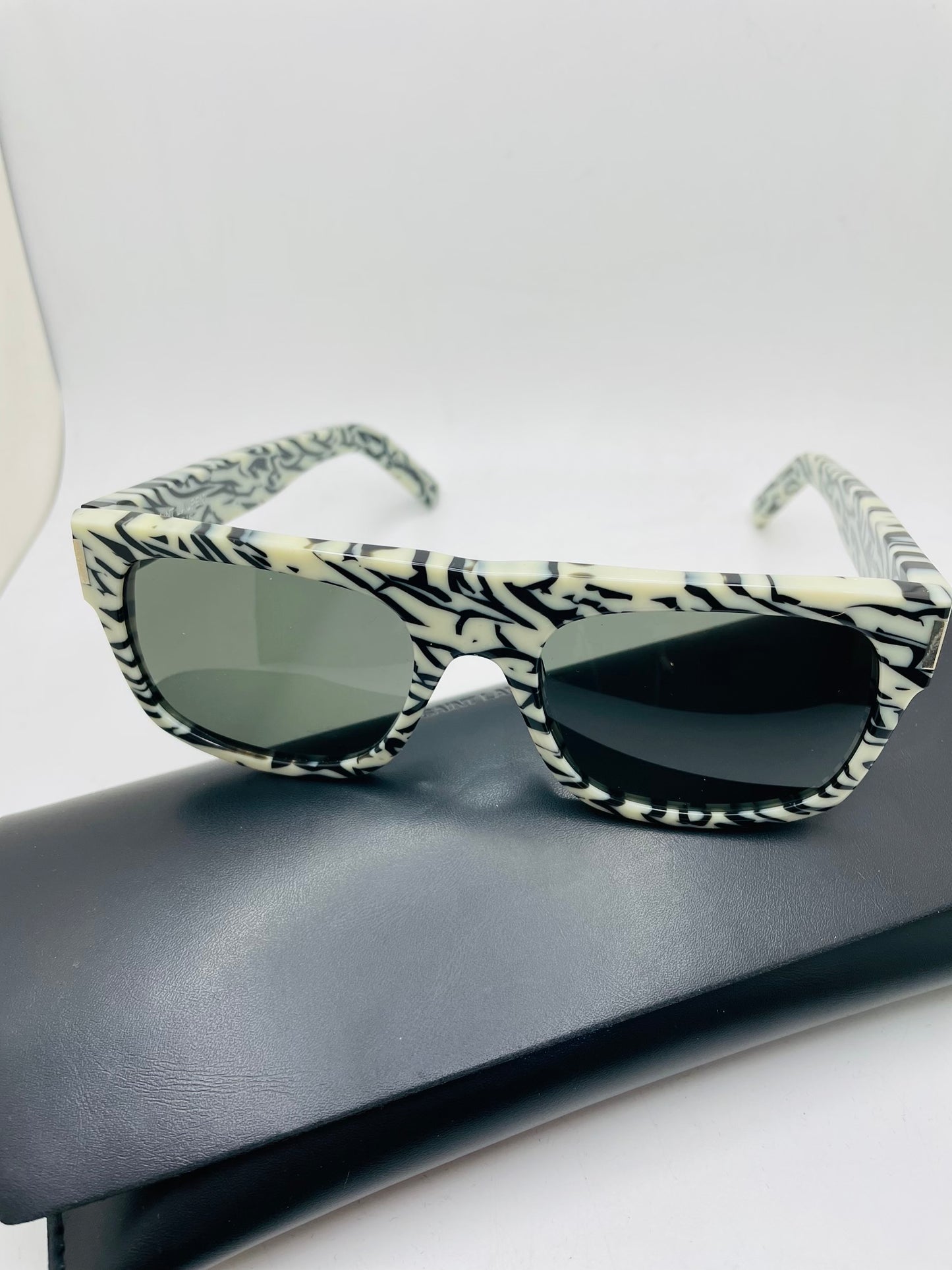 Saint laurent sunglass