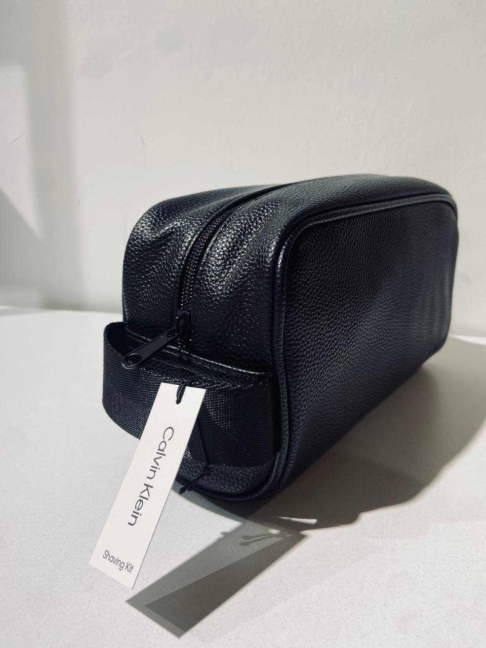 Calvin klein hang bag
