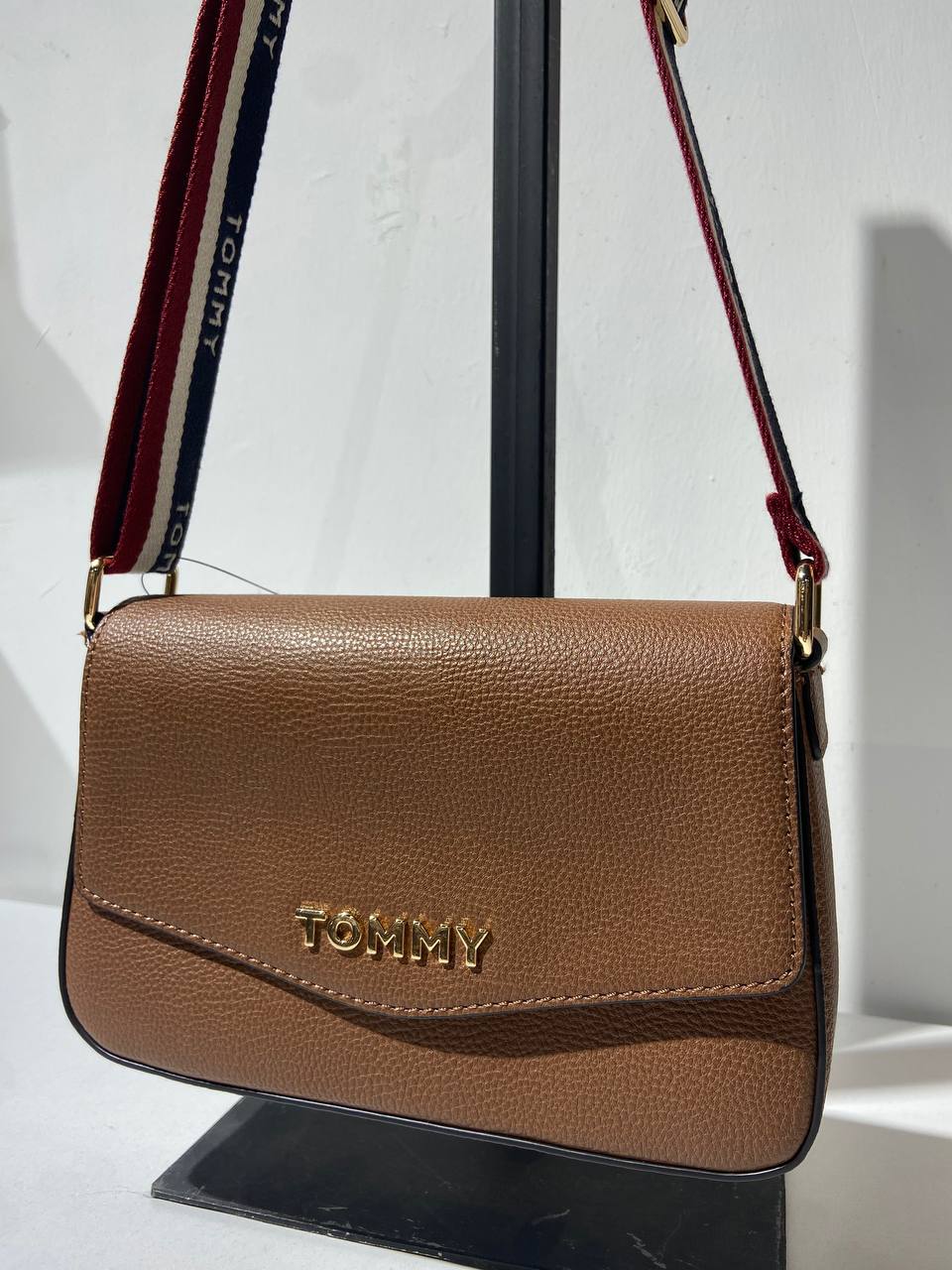 Tommy Hilfiger bag