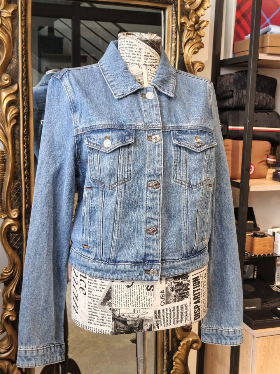 Guess denim jacket size medium
