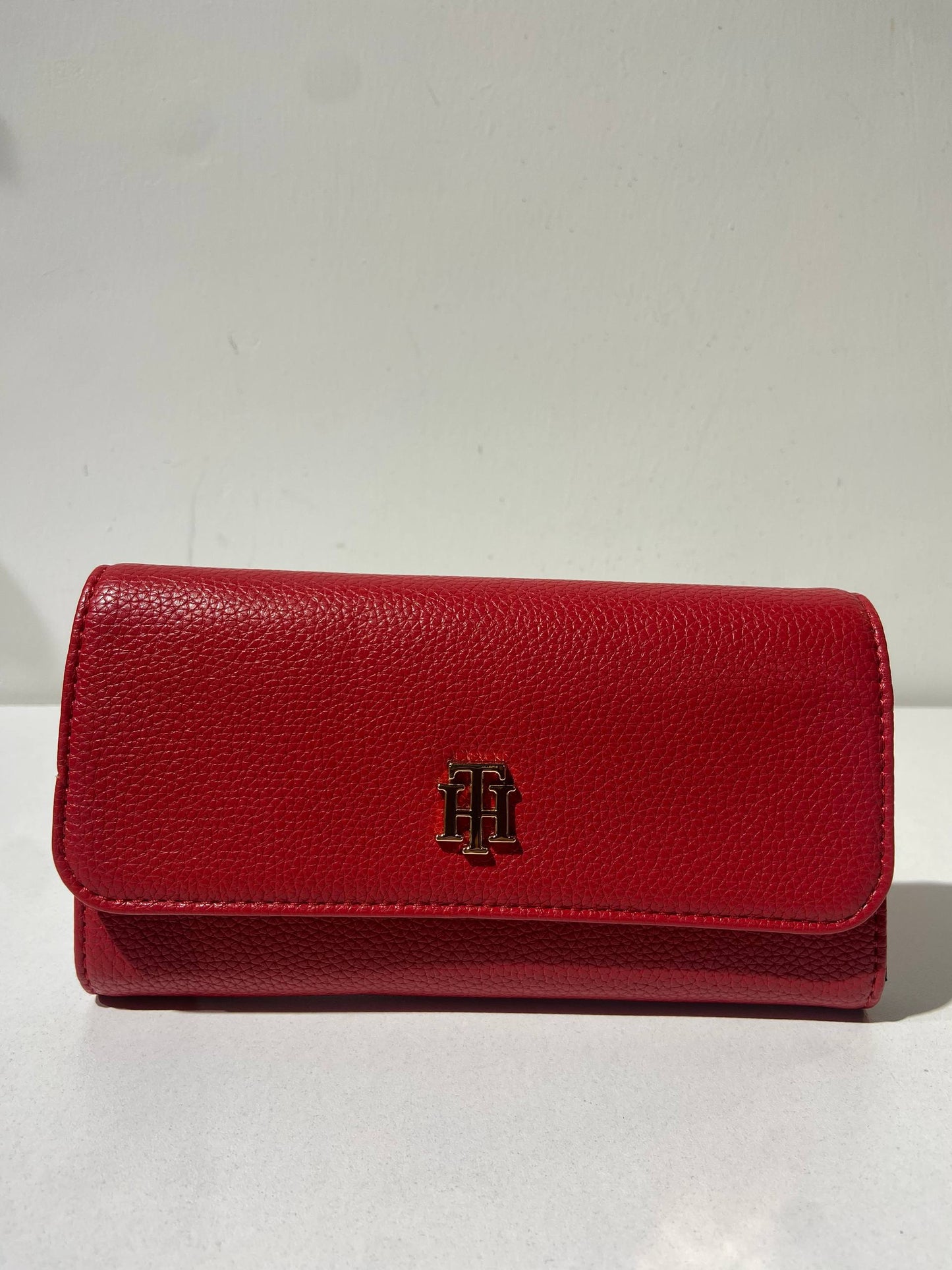 Tommy Hilfiger wallet