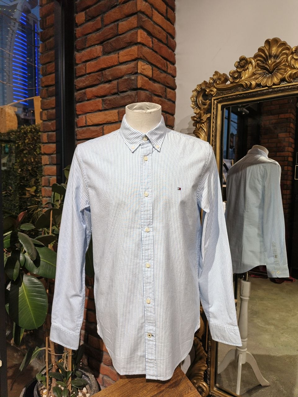 Tommy Hilfiger blouse