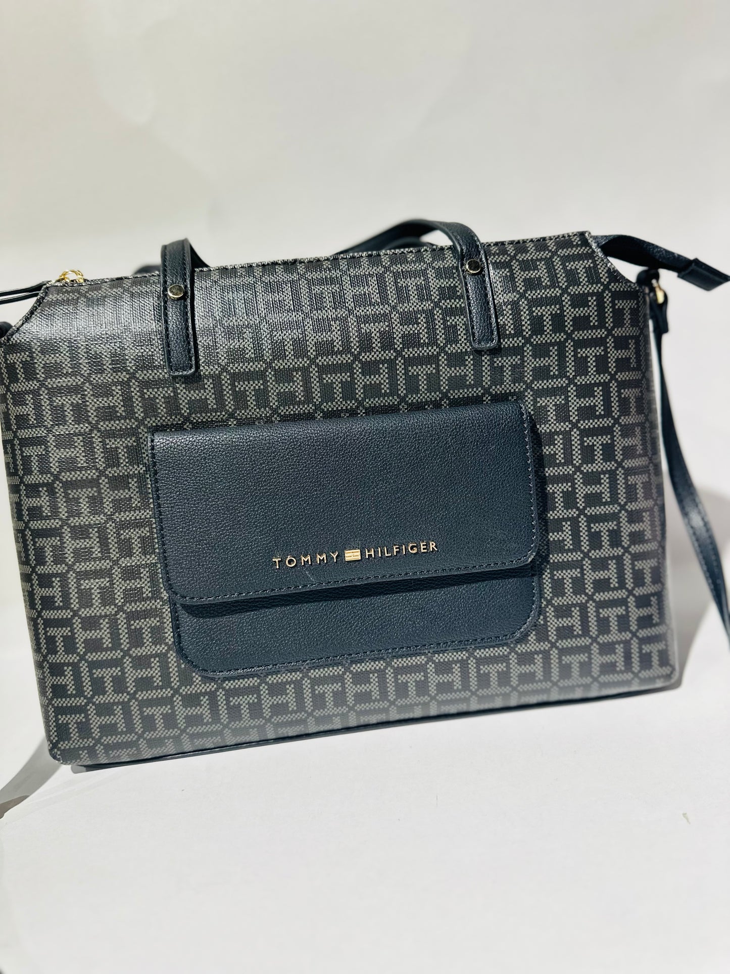 Tommy Hilfiger crossbody bag