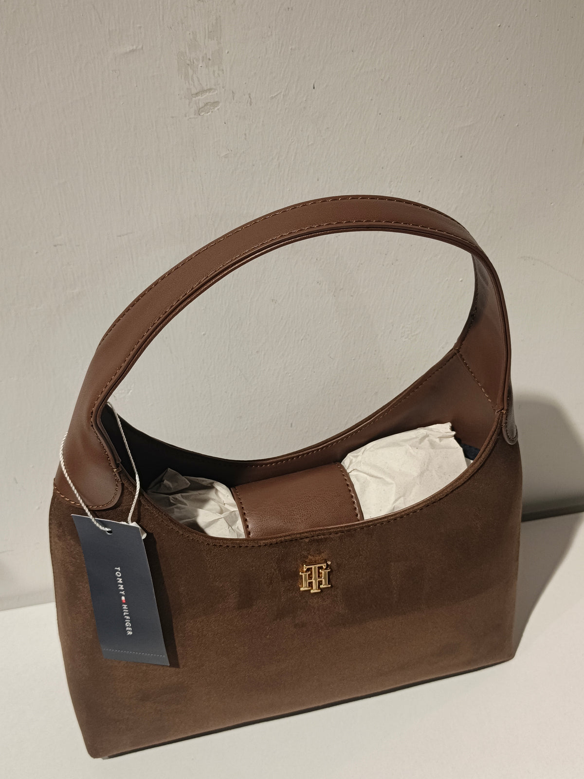 Tommy Hilfiger bag